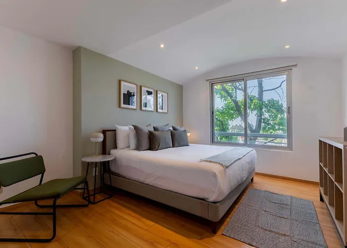 Capitalia Gym Access & Near To Santa Fe Mall Appartement